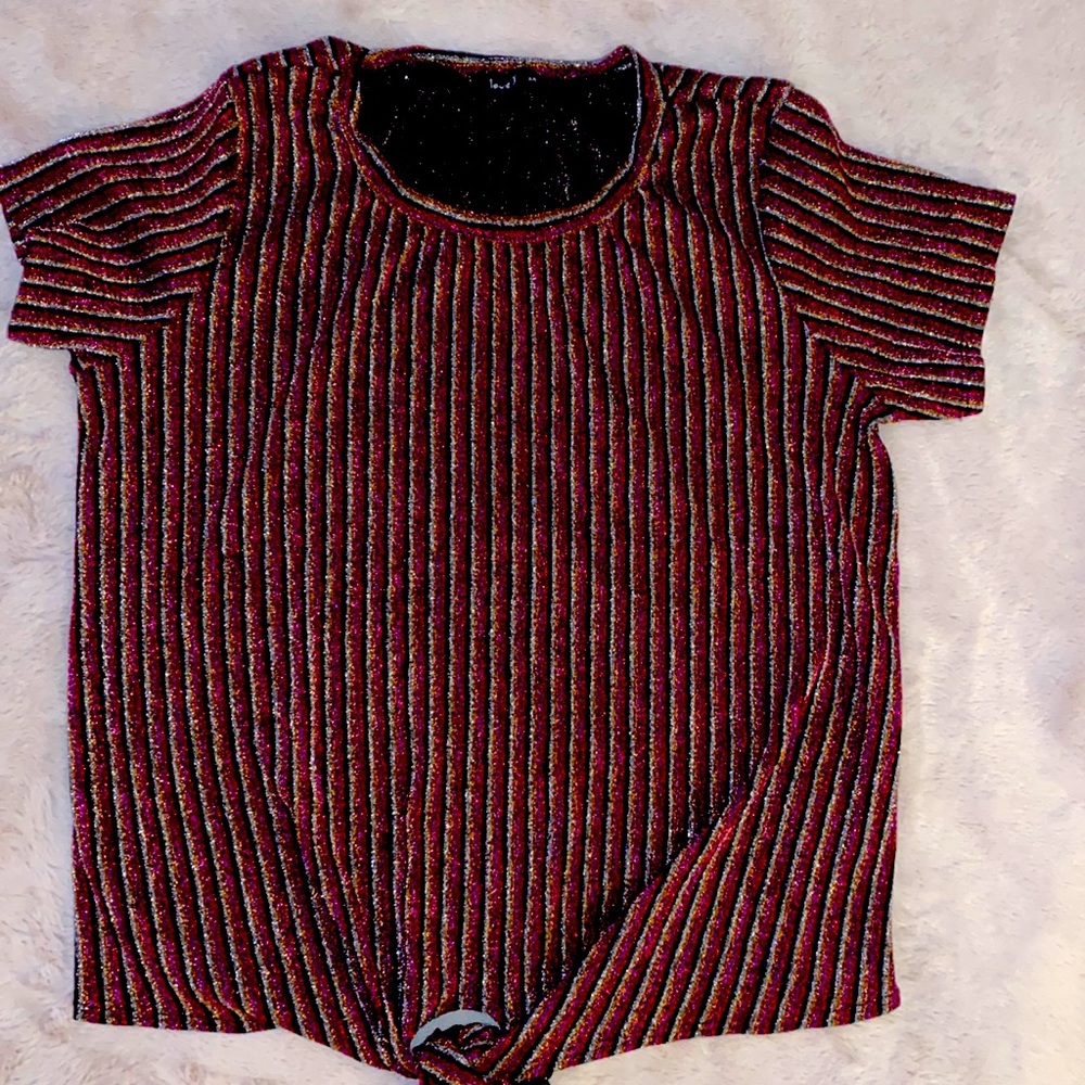 Sparkly Multi colored Stripe short sleeve Self tie front Size 1X  stretchy thin